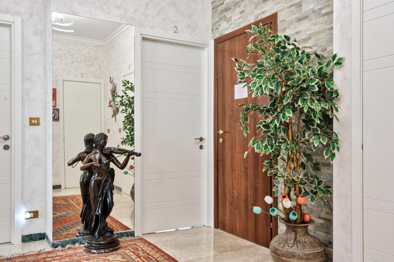B&B In Riva al Lago Avigliana Exterior foto