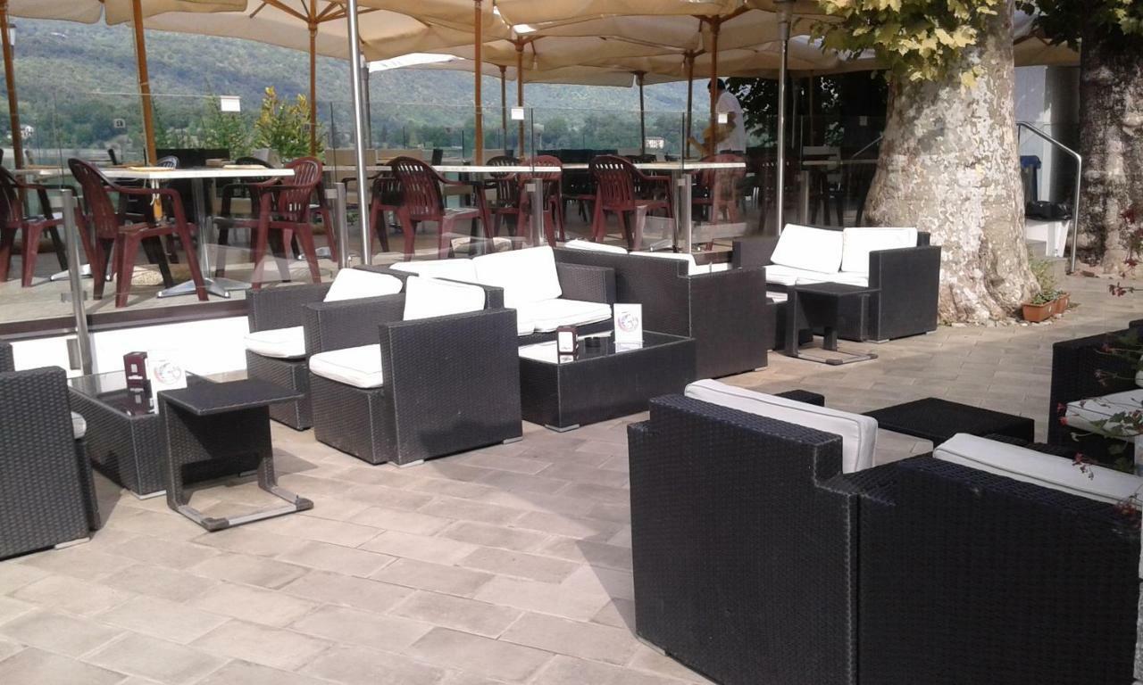 B&B In Riva al Lago Avigliana Exterior foto